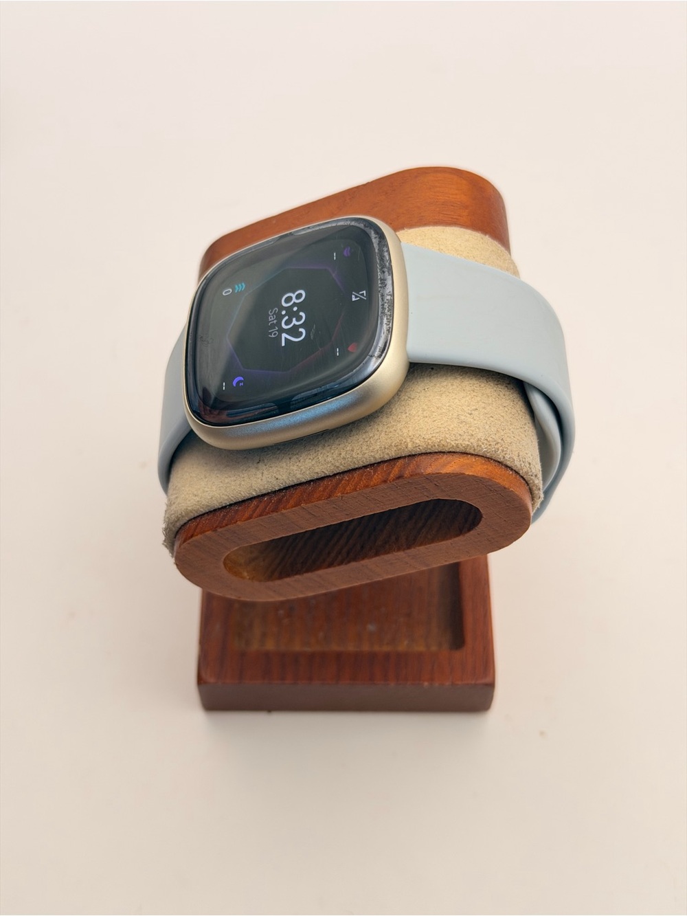 Fitbit Sense 2, Tested, Gold/blue, Good, Charger Included, Latest Model, Smartwa - Picture 2 of 6